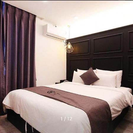 Gray Motel Pohang Buitenkant foto