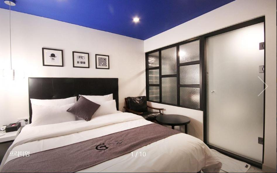 Gray Motel Pohang Buitenkant foto